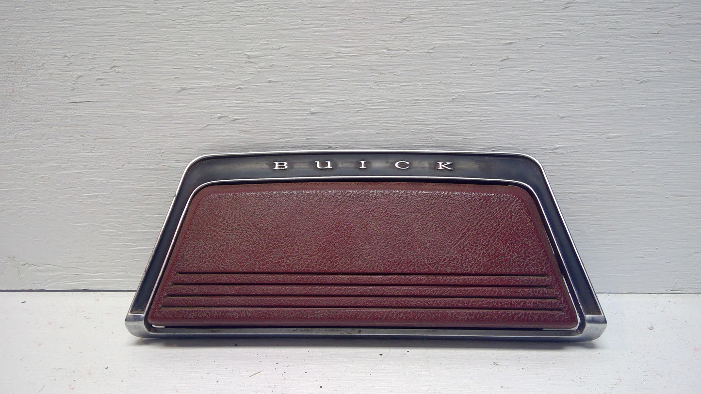 1969-70 Buick Wheel Horn Red