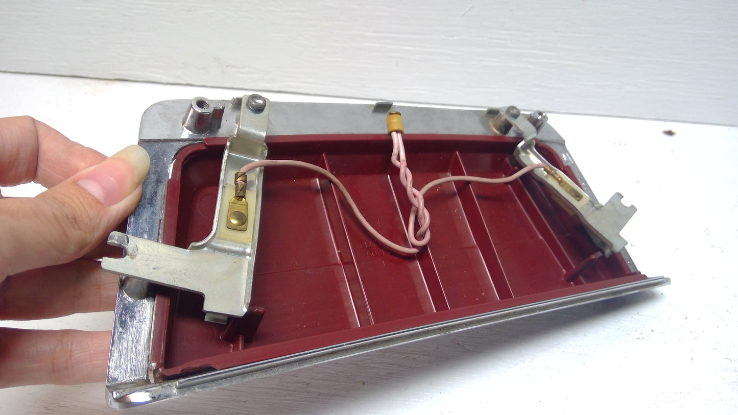 1969-70 Buick Wheel Horn Red