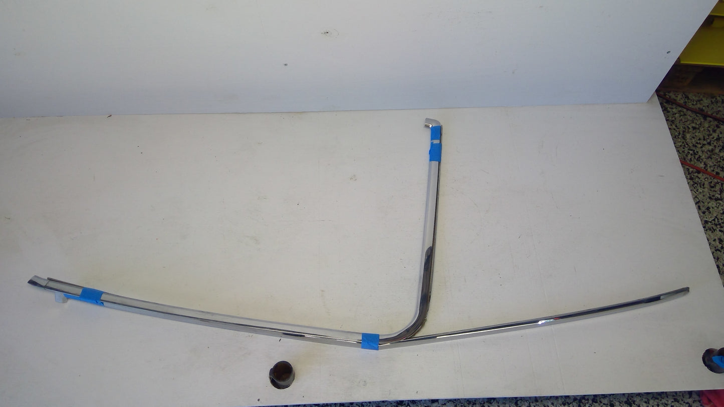1970 Buick Electra Rear Window Molding Set