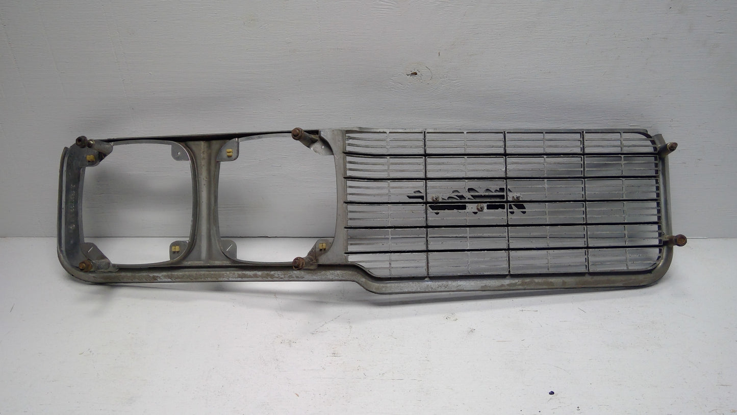 1970 Buick Wildcat Driver Side Grill
