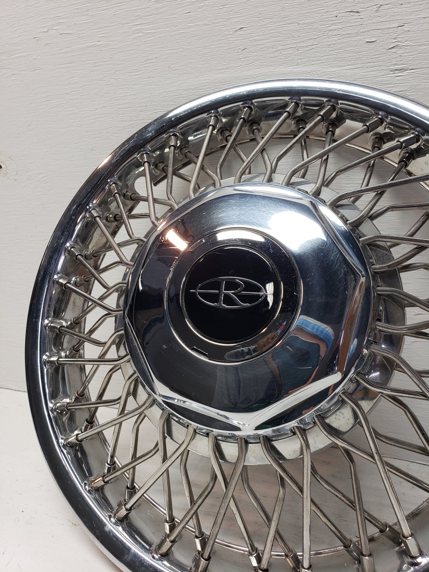 1986-88 Buick Riviera Hubcap 14in