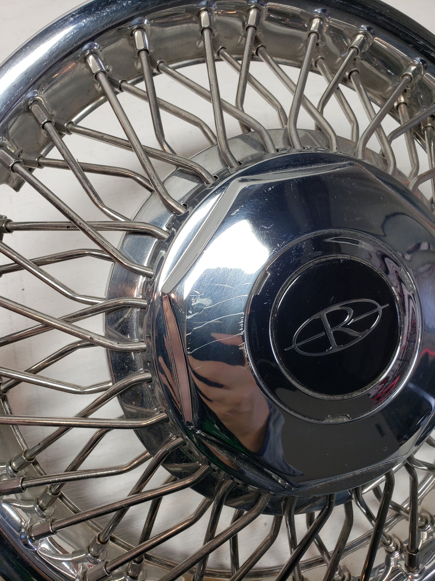 1986-88 Buick Riviera Hubcap 14in