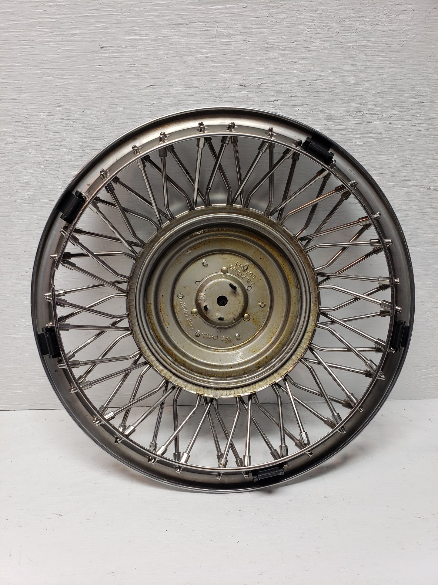 1986-88 Buick Riviera Hubcap 14in