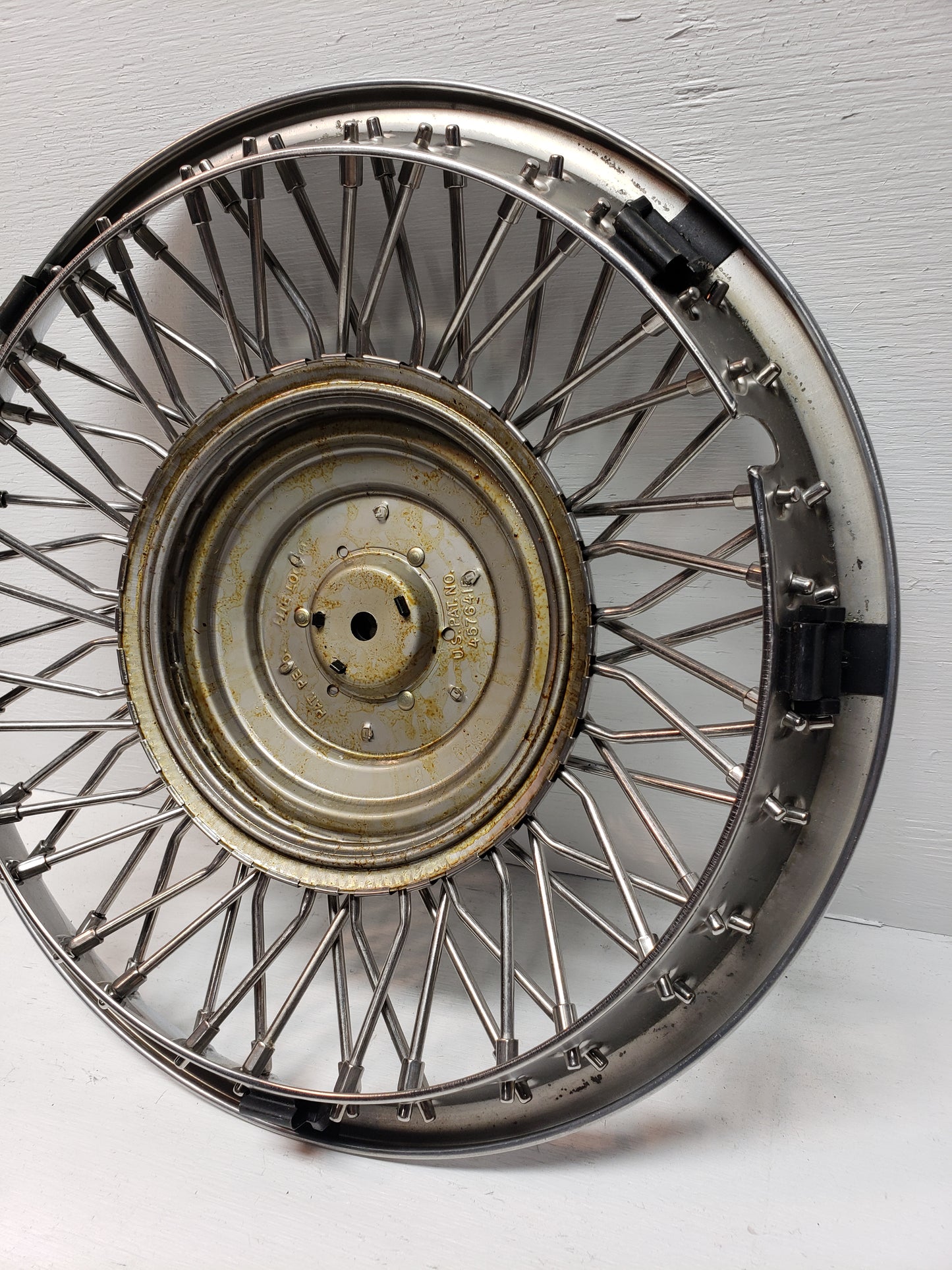 1986-88 Buick Riviera Hubcap 14in