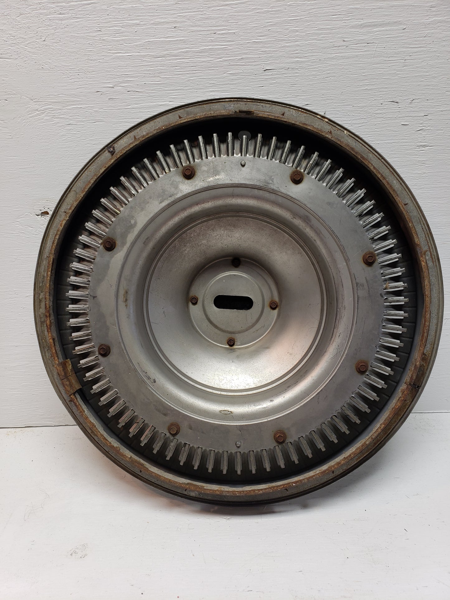 1963-64 Buick Riviera Turbine Style Hubcap