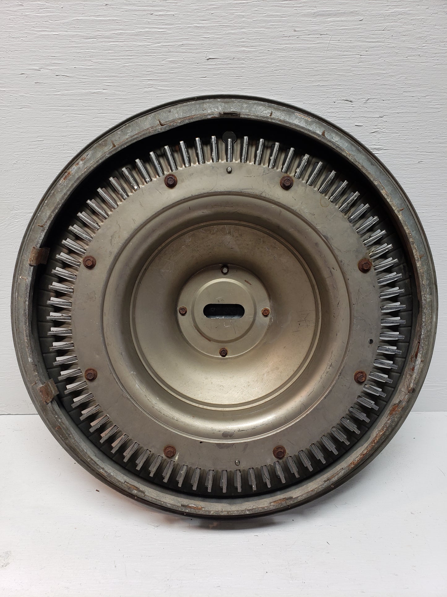 1963-64 Buick Riviera Turbine Style Hubcap