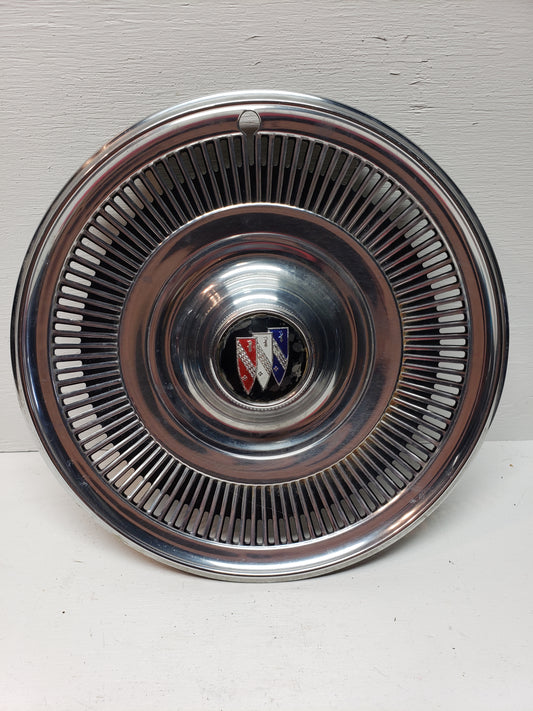 1970 Buick LeSabre Hubcap 15in