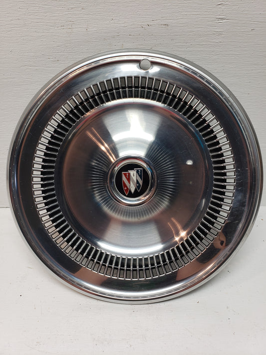 Buick Apollo/Skylark Hubcap 14in