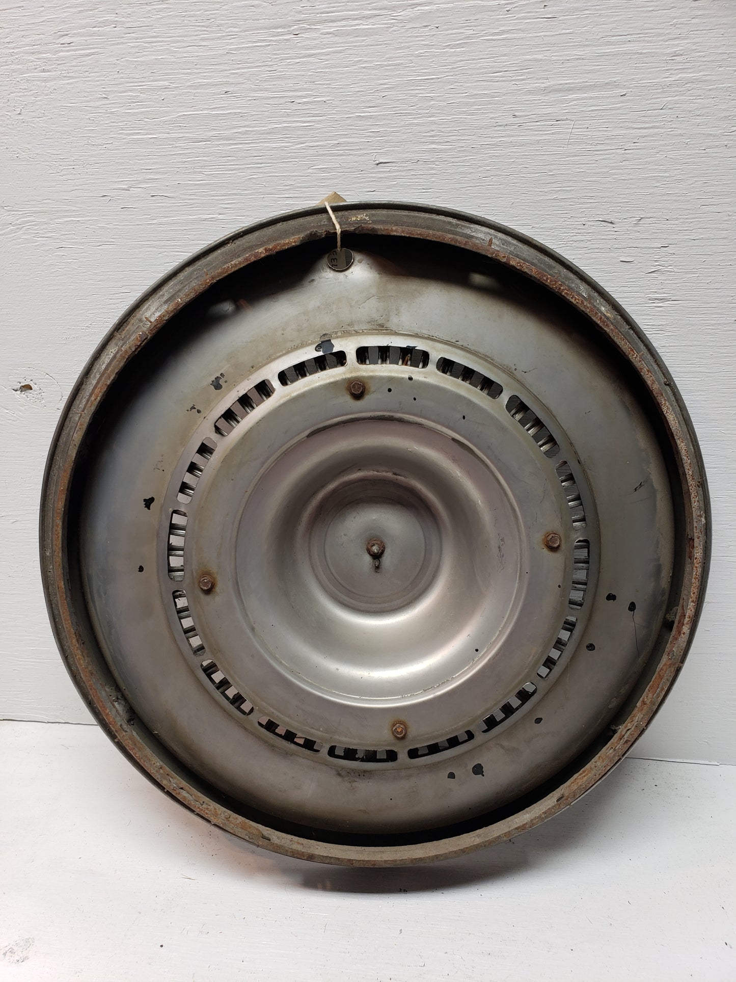 1970 Buick Electra Hubcap 15in