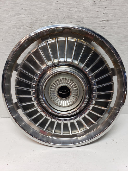 1964 Chevy Chevelle Hubcap 14in