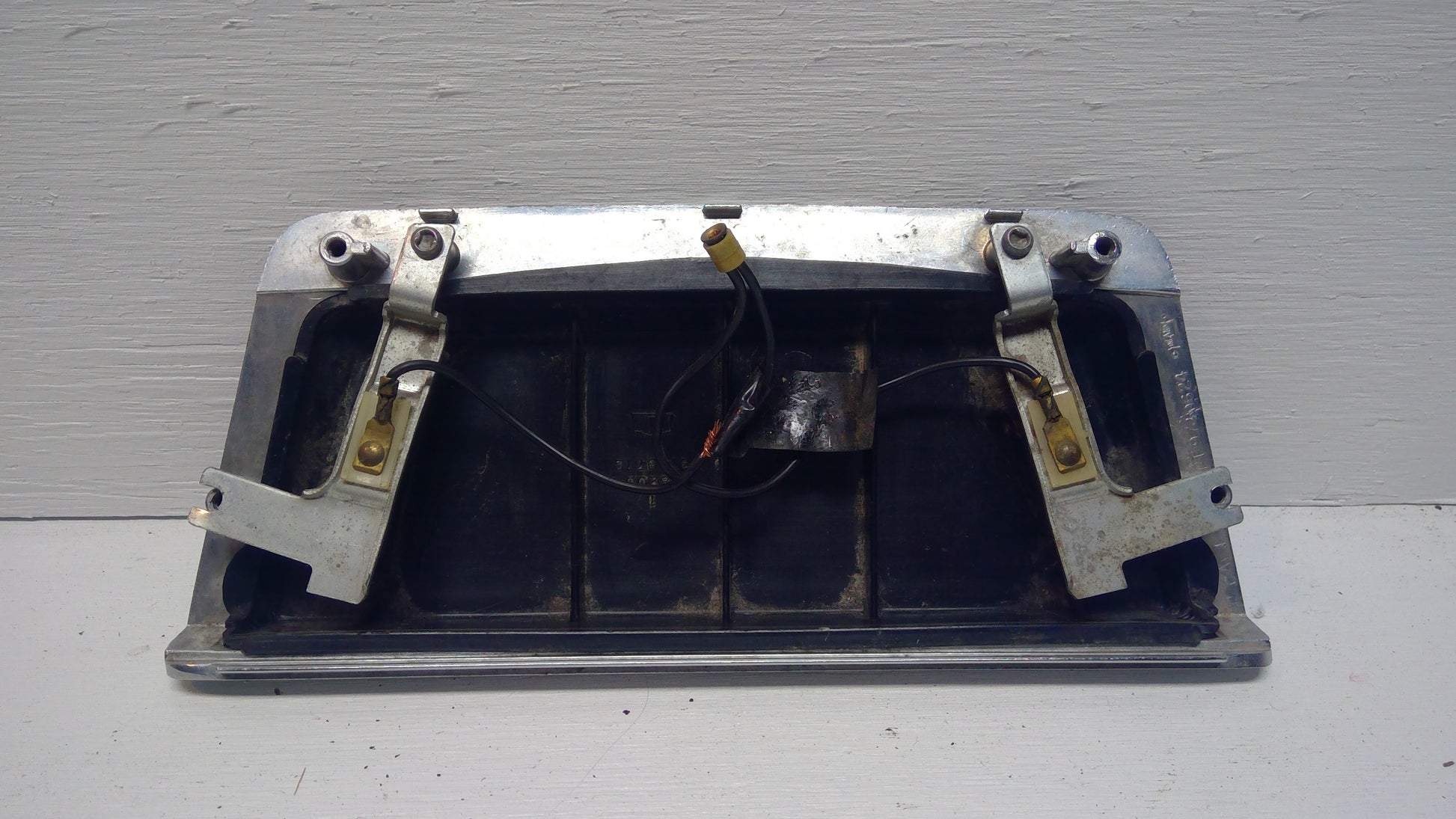 1969-70 Buick Wheel Horn