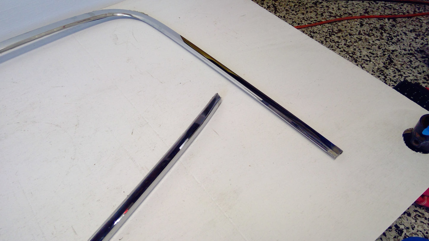 1970 Buick Electra Rear Window Molding Set