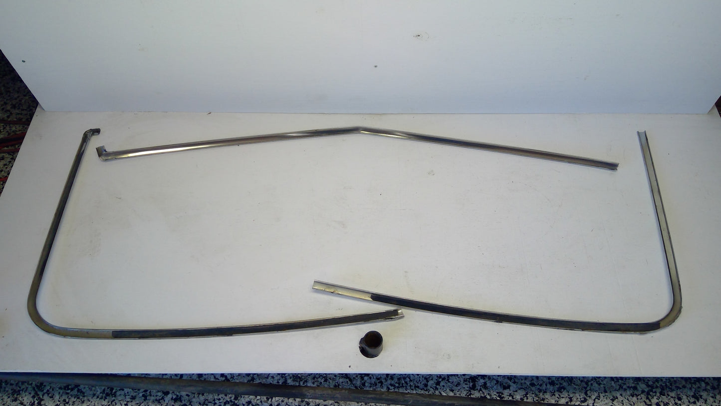 1970 Buick Electra Rear Window Molding Set