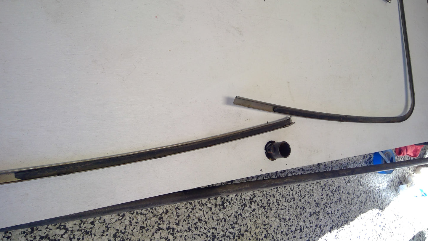 1970 Buick Electra Rear Window Molding Set