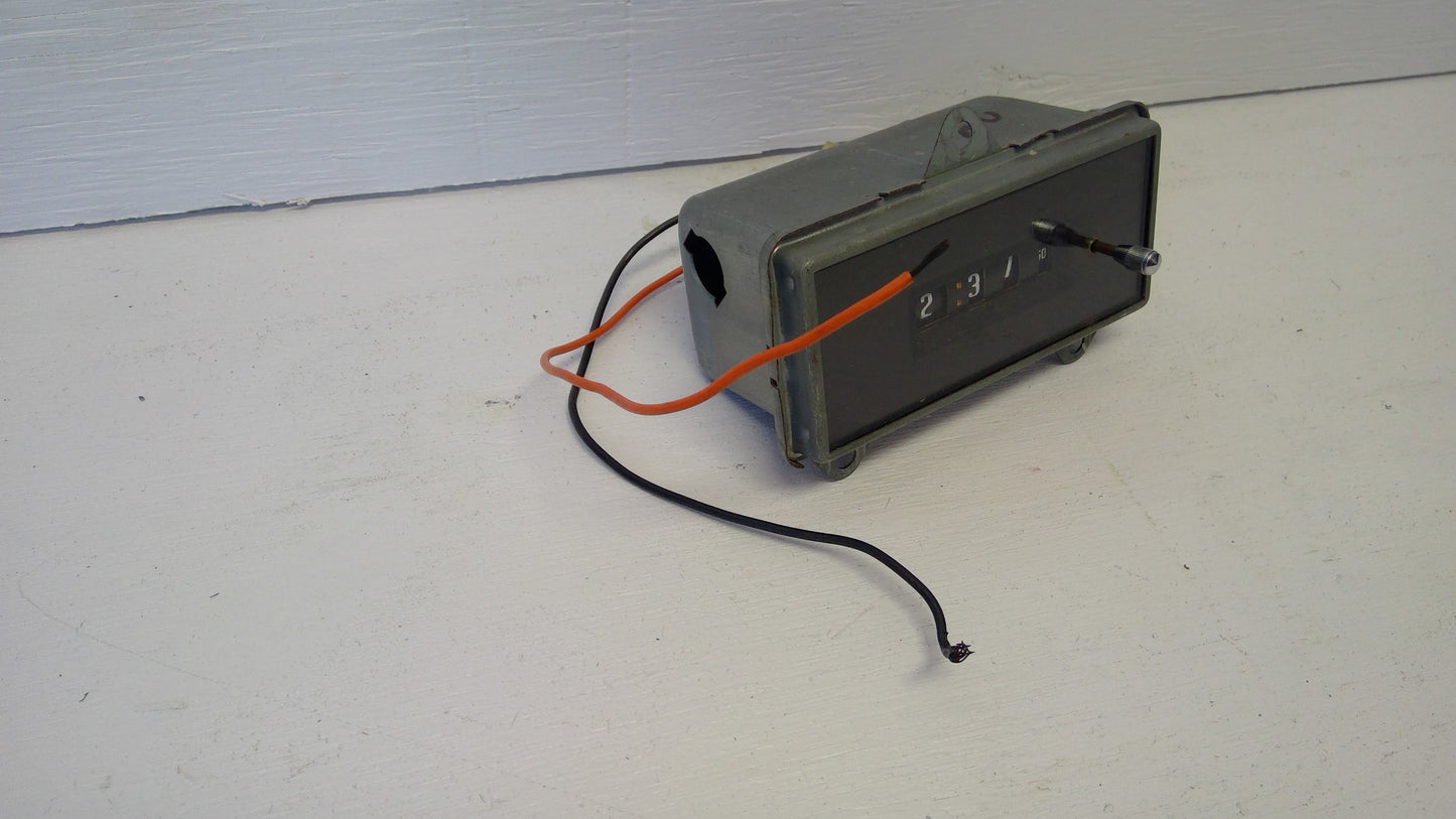 Mid 70s GM Clock