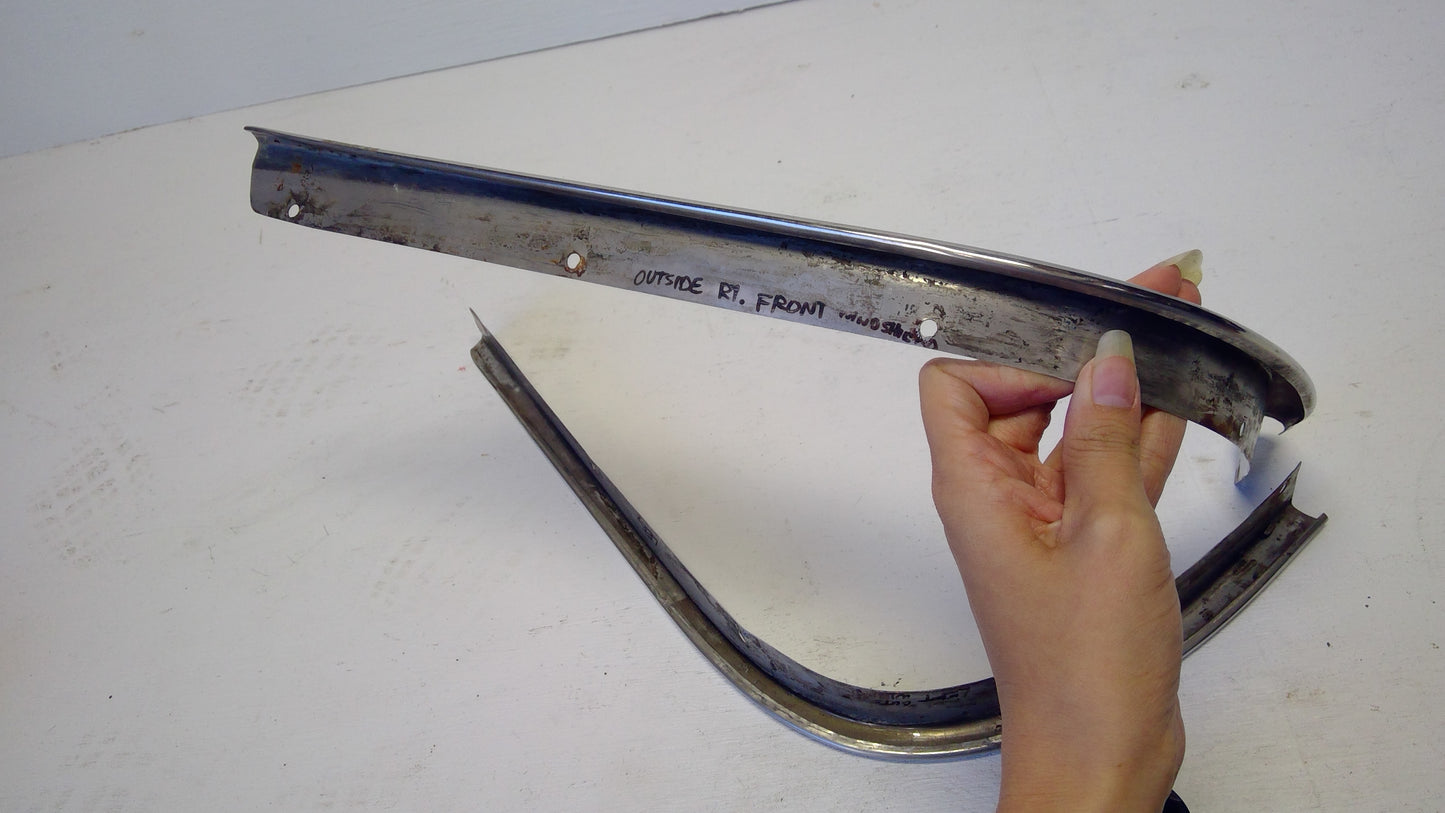 1959 Buick Front Windshield Outside Molding