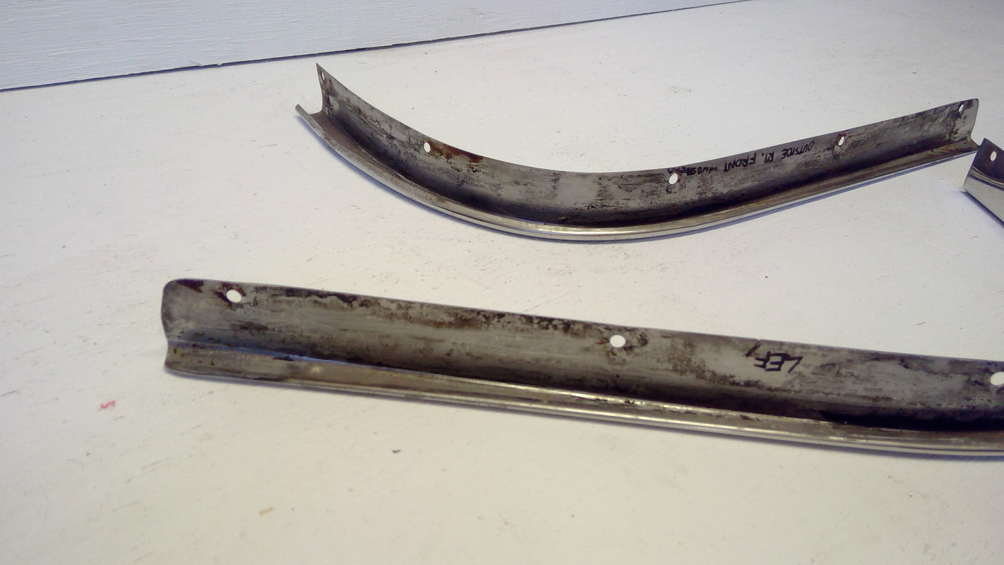1959 Buick Front Windshield Outside Molding