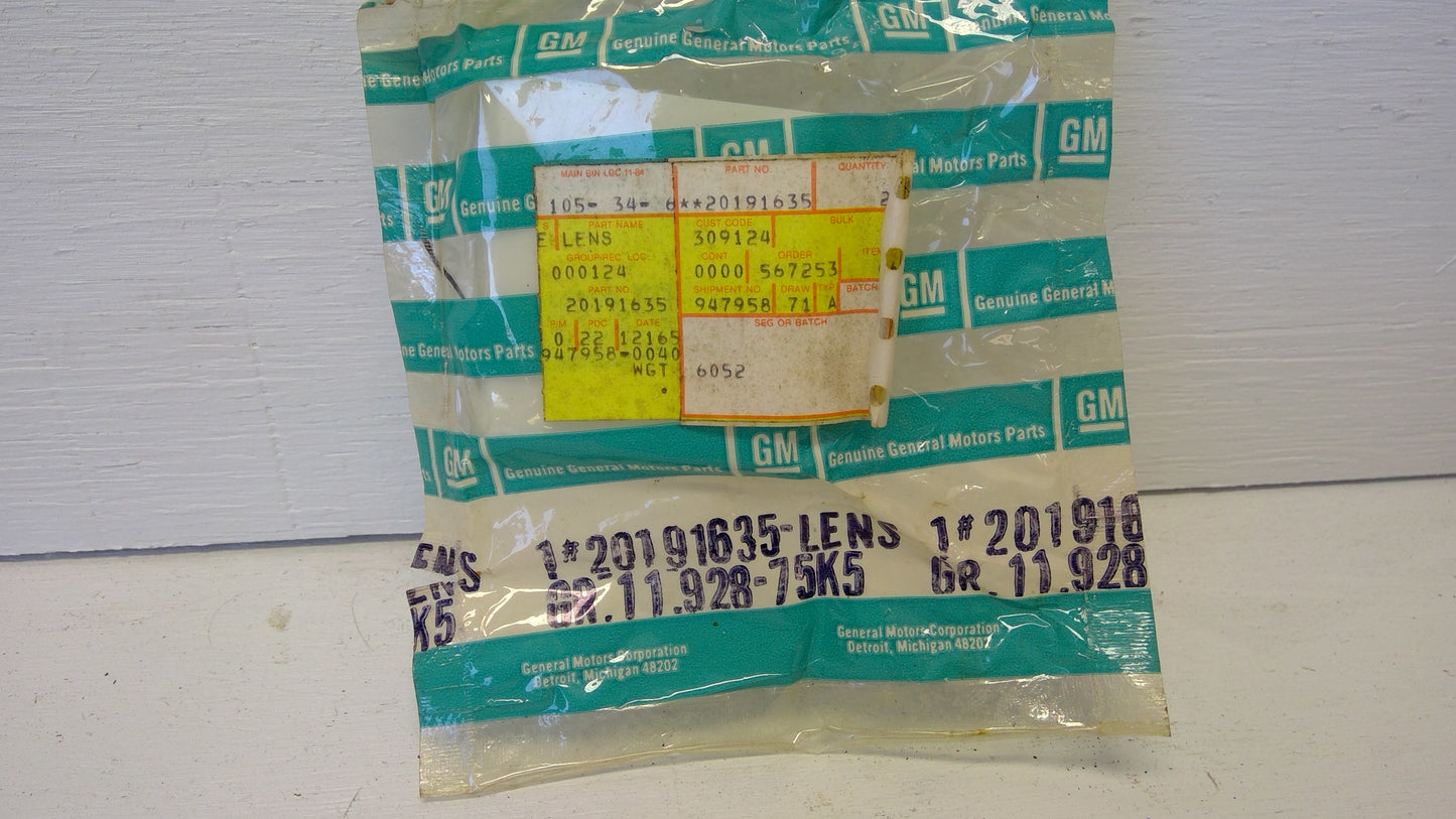 1982-96 GM Dome Lamp Cover