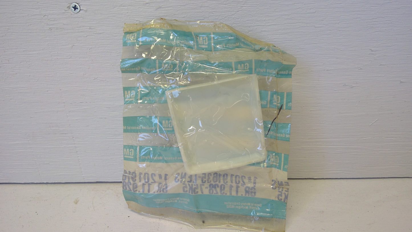 1982-96 GM Dome Lamp Cover