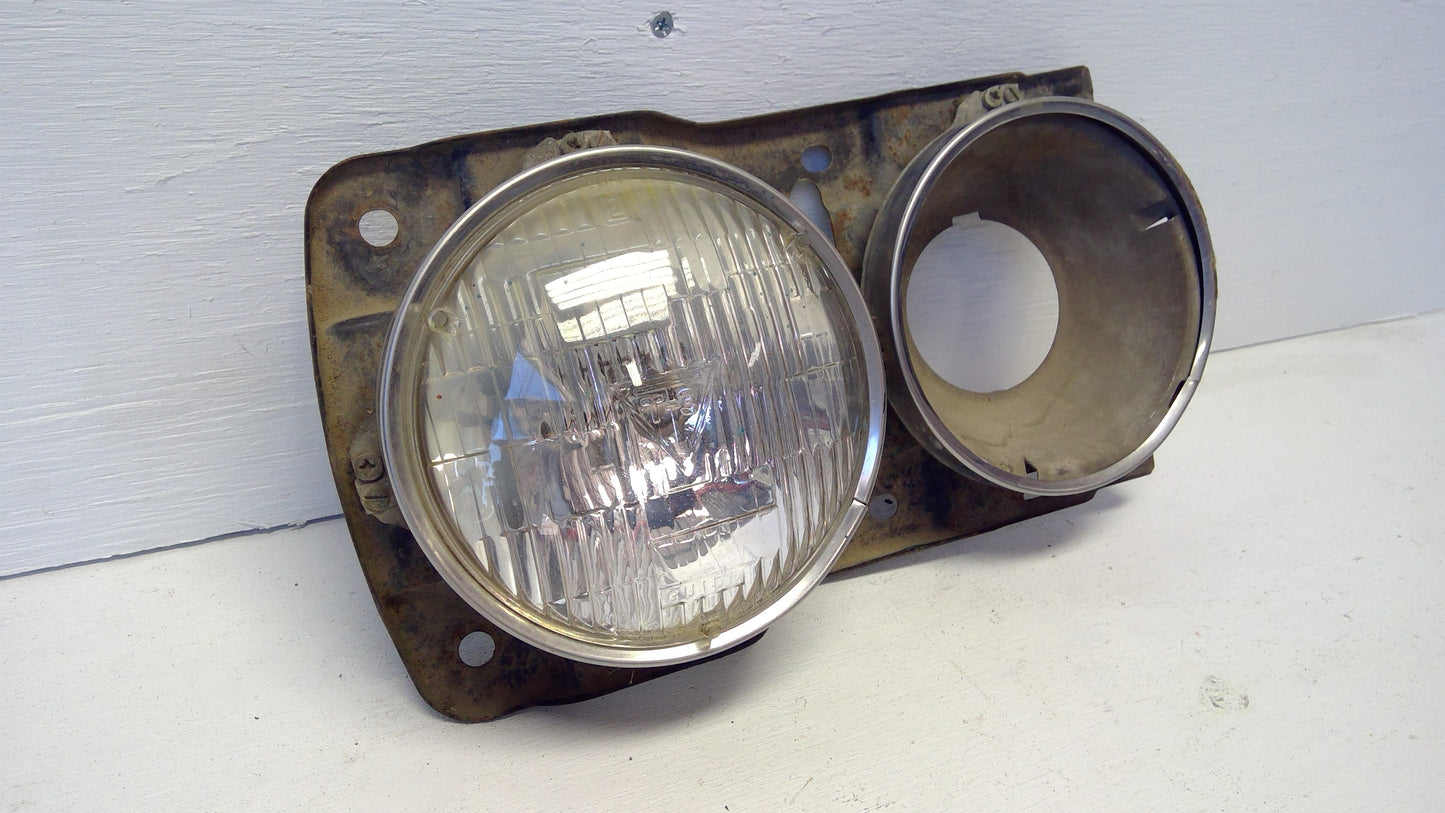 1970 Buick LeSabre Head Light