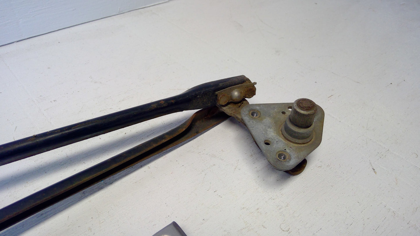 1969-70 Buick Electra Windshield Wiper Drive & Arms