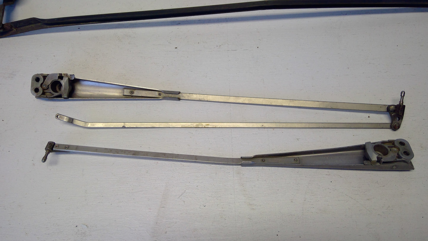 1969-70 Buick Electra Windshield Wiper Drive & Arms