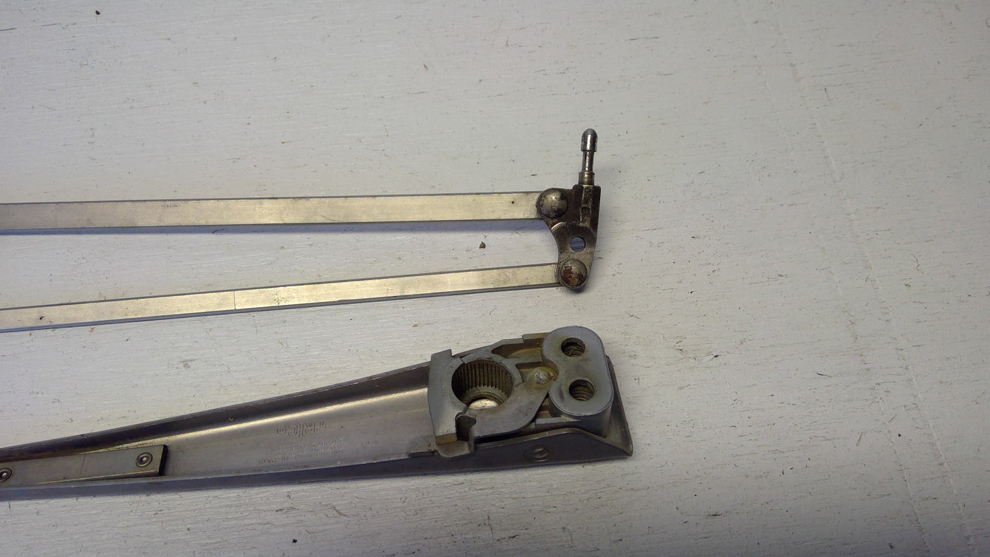 1969-70 Buick Electra Windshield Wiper Drive & Arms