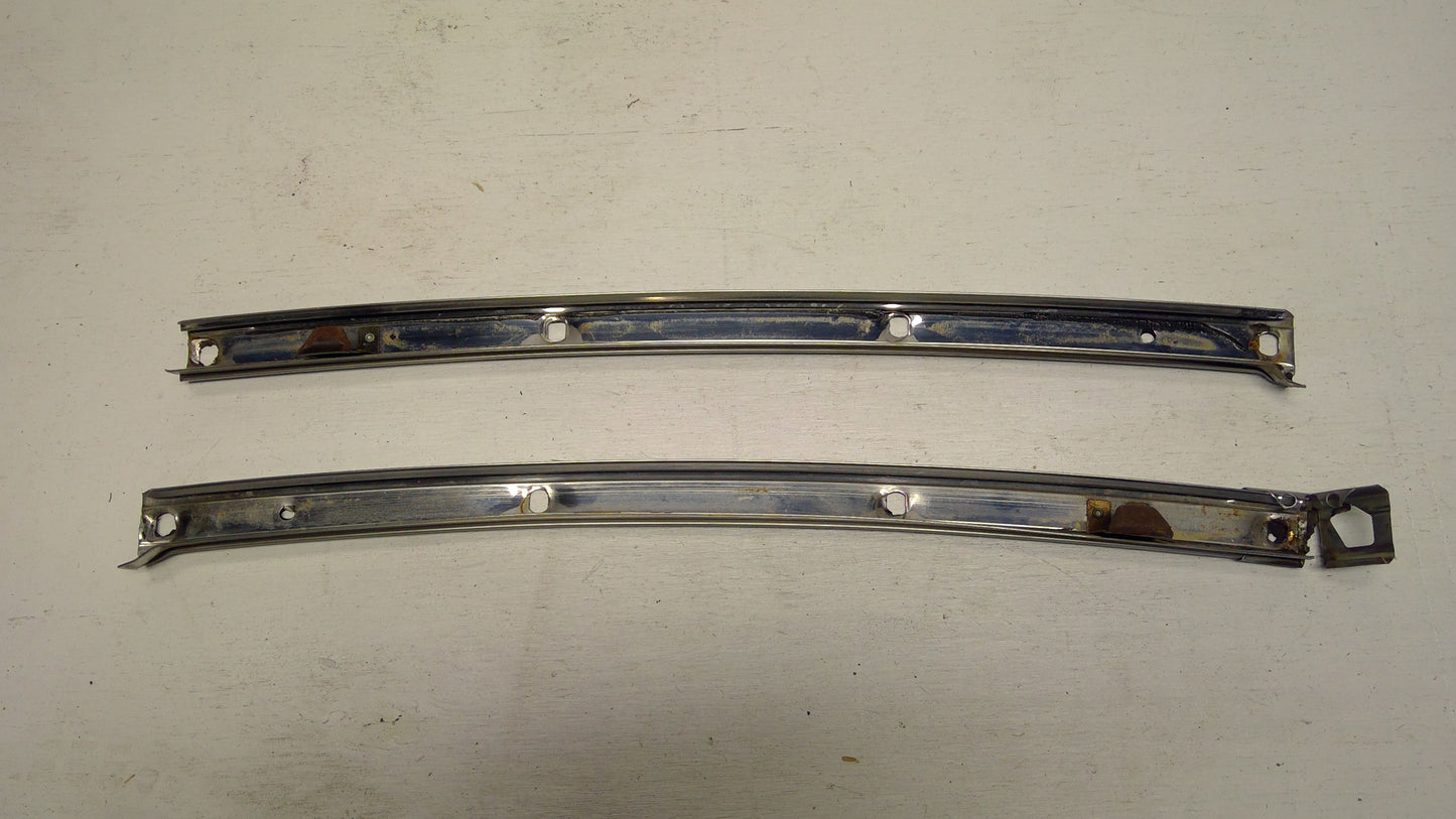 1970 Buick Wildcat Left Front Roof & Drip Rail Molding